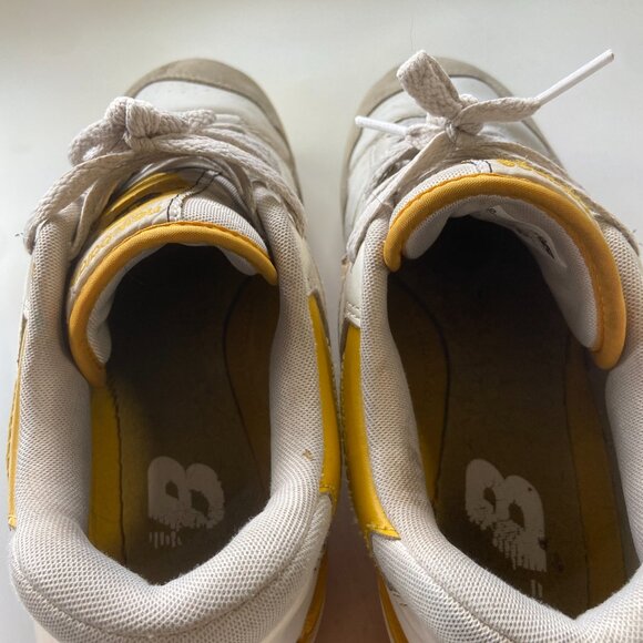 New Balance 550 Sea Salt Varsity Gold - Picture 6 of 7